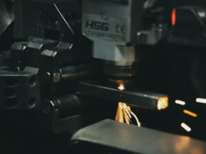 Cięcie laserowe rur i profili stalowych w Starpol