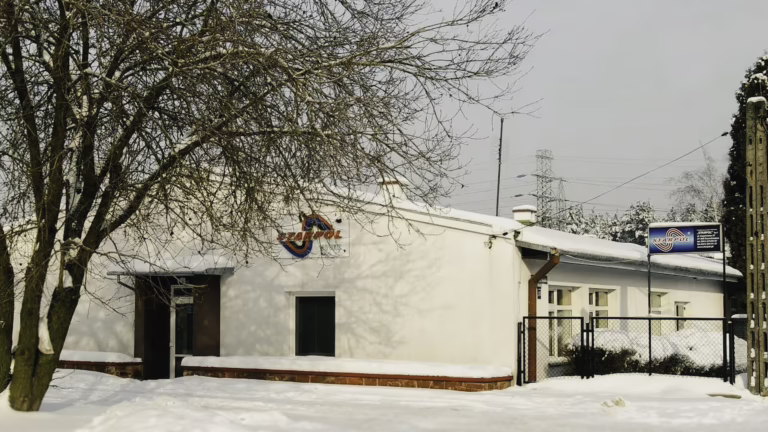 Dawna siedziba działu produkcji wiązek elektrycznych Starpol przy ul. Kopalnianej 27 w Starachowicach