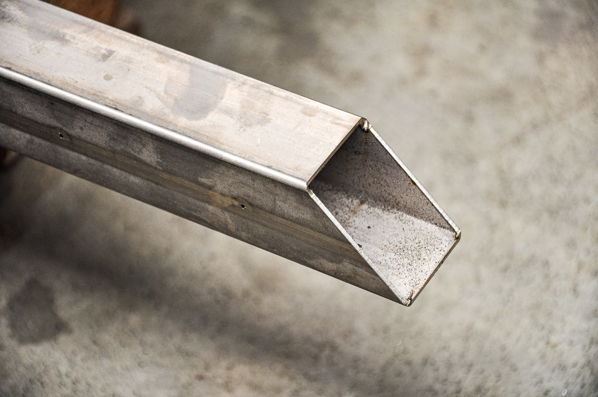 Metal component produced under a contract manufacturing model at STARPOL