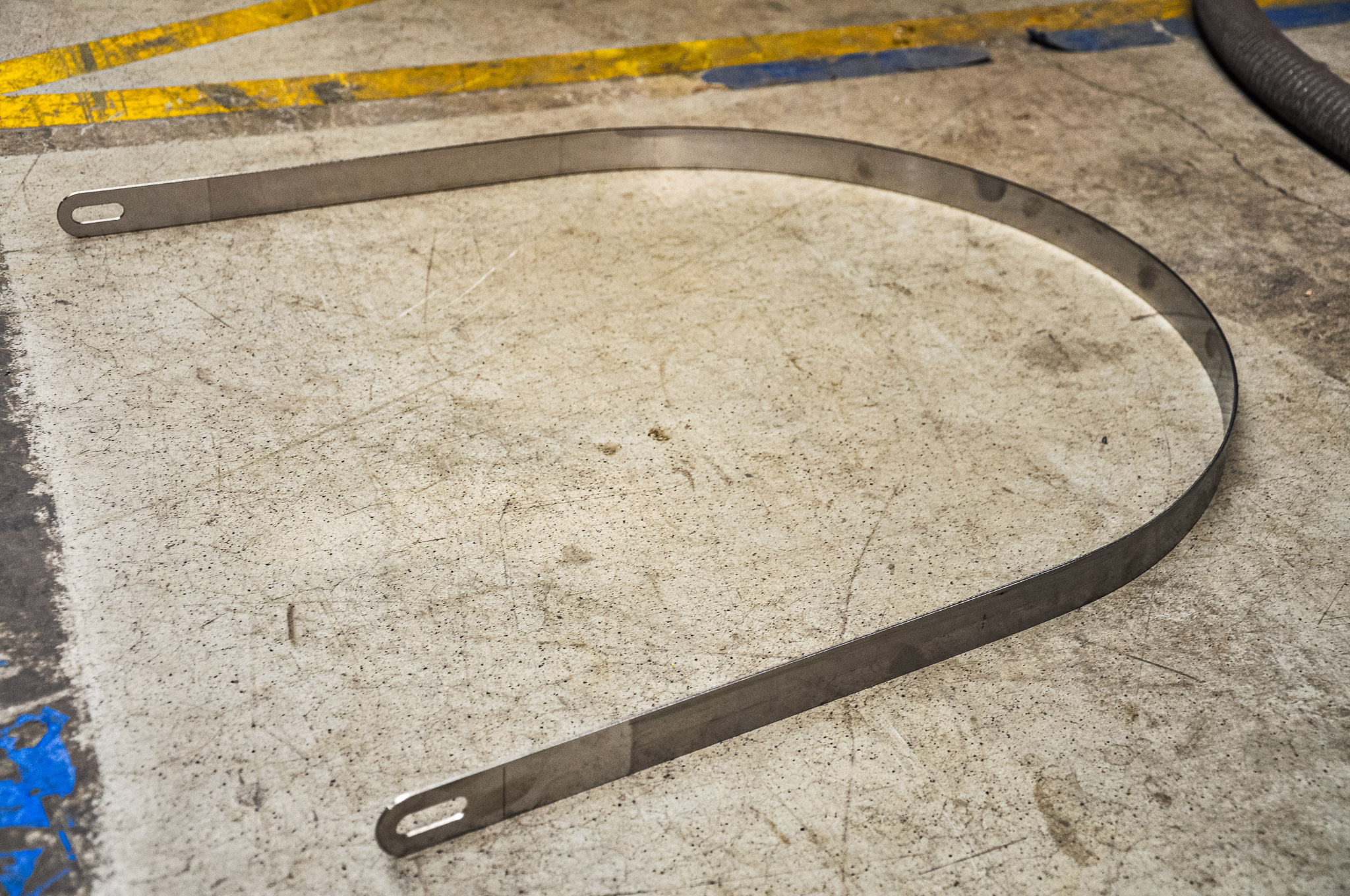 Metal component prepared for regular deliveries under a contract manufacturing model