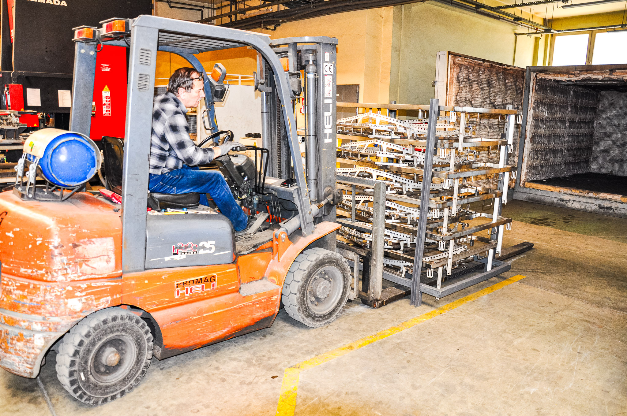Annealing and heat treatment chamber at STARPOL